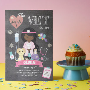 Afro Chalkboard Girl Vet Birthday Party Invitation Kaart