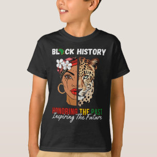 Afro-meisje ter ere van het verleden inspirerende t-shirt