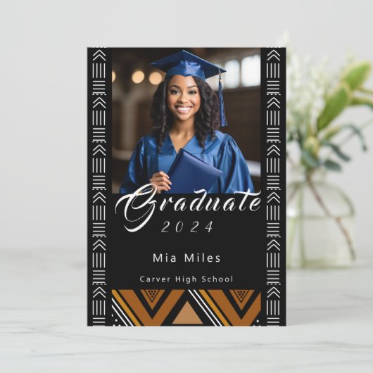 Afrocentrisch Afstuderen Uitnodiging (Staand voorkant)