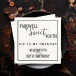Afscheid Sweet Youth RIP 20s 30th Birthday Servet<br><div class="desc">Farewell Sweet Youth RIP 20s 30th Birthday Napkins - Een begrafenis voor haar jeugd,  RIP voor haar twintiger verjaardag party servetten. Personaliseer door jouw naam toe te voegen. Allemaal zwart,  ,  gotisch lettertype. Alle tekst is bewerkbaar.</div>
