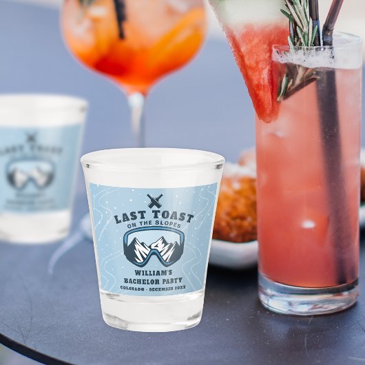 Afsluitend vrijgezellenweekend skioord weekend shot glas