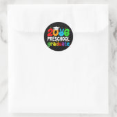 Afsoluterende kleuter 2026 grappige school ronde sticker (Tas)
