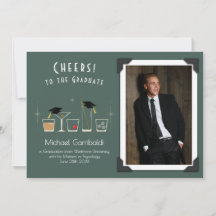 Afstudeeraankondiging met hoed en cocktail