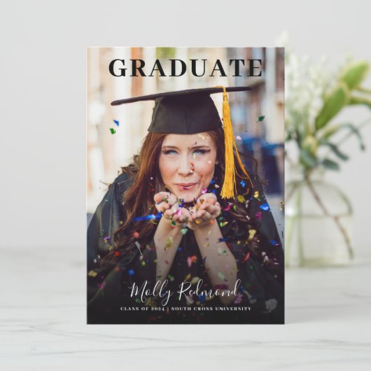Afstudeerder in Pet en jurk foto Afstuderen aankon Kaart (Staand voorkant)