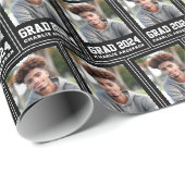 Afstudeerder jaar 2024 afstuderen foto naam zwart cadeaupapier (Rol Hoek)