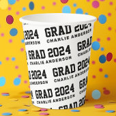 Afstudeerder jaar 2024 afstuderen naam zwart wit papieren bekers