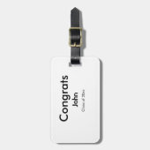 afstudeerder jongen voegt naam toe bevat datumteks bagagelabel (Voorkant verticaal)