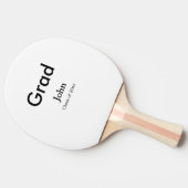 afstudeerder jongen voegt naam toe bevat datumteks tafeltennisbatje (Zijkant)