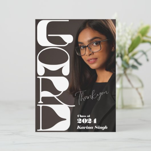 AFSTUDEERDER! Modern Script Afstuderen foto dank u Kaart (Staand voorkant)