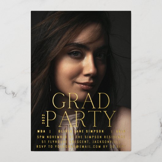 AFSTUDEERDER PARTY | Gold Ppress Script Modern Col Folie Uitnodiging (Voorkant)