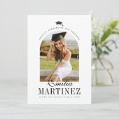 Afstudeerder Pet Arch Foto Elegant Script Afstuder Aankondiging (Staand voorkant)