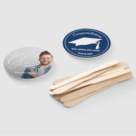 Afstudeerder Pet Modern Script Afstuderen Foto Han Handwaaier (Niet-gemonteerd)