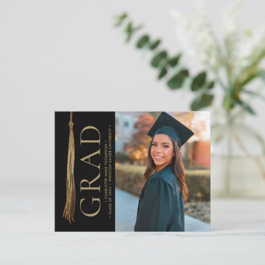 Afstudeerder Tassel University Afstuderen aangepas Aankondiging (Staand voorkant)