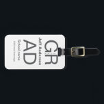 Afstudeerder Typografie Modern afstuderen Simple M Bagagelabel<br><div class="desc">ontwerp</div>