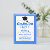 Afstudeerder voor blauwe en witte schoolkleuren uitnodiging briefkaart (Staand voorkant)
