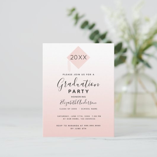 Afstudeerfeest blush roze pet 2025 uitnodiging (Staand voorkant)