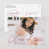 Afstudeerfeest Burgundy Script Klas van 2026 Uitnodiging Briefkaart (Voorkant / Achterkant)