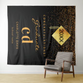 Afstudeerfeest zwart goud afstudeer monogram wandkleed (In Situ (horizontaal))