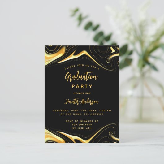 Afstudeerfeest zwart goud modern uitnodiging briefkaart (Staand voorkant)
