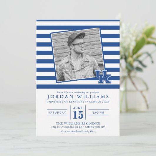Afstudeeruitnodiging met strepen van Kentucky Aankondiging (Staand voorkant)