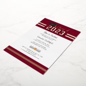 Afstuderen 2023 Burgundy Afstudeerder Party Roos G Folie Uitnodiging (Gedraaid)