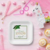 Afstuderen 2025 Faux Metallic Green Gold Script Papieren Bordje (Feest)