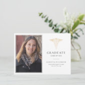 Afstuderen 2025 Fotoverpleegkundige Pinning Aankon (Staand voorkant)