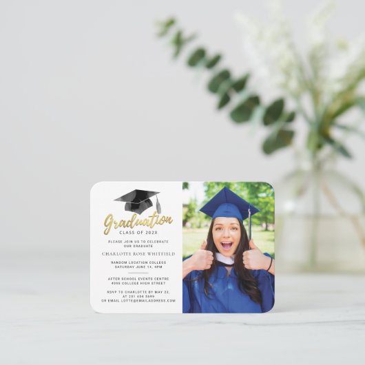 Afstuderen 2025 Photo Mini Party Uitnodiging Informatiekaartje (Staand voorkant)