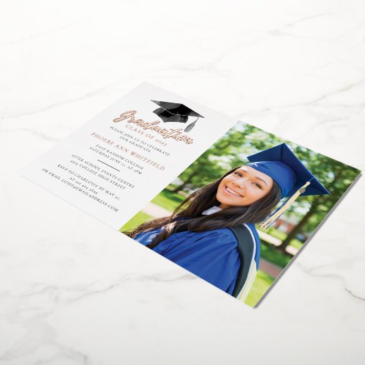 Afstuderen 2025 Photo Party Gold Folie Uitnodiging (Gedraaid)