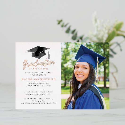 Afstuderen 2025 Photo Party Gold Folie Uitnodiging (Staand Voorkant)