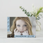 Afstuderen 2 Foto | Lichtblauw Modern Afstudeerder Kaart (Staand voorkant)