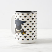 Afstuderen - Aangepaste bug Tweekleurige Koffiemok (Voorkant links)