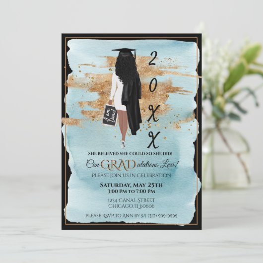 Afstuderen Aankondiging Uitnodiging Witte Dress (Staand voorkant)