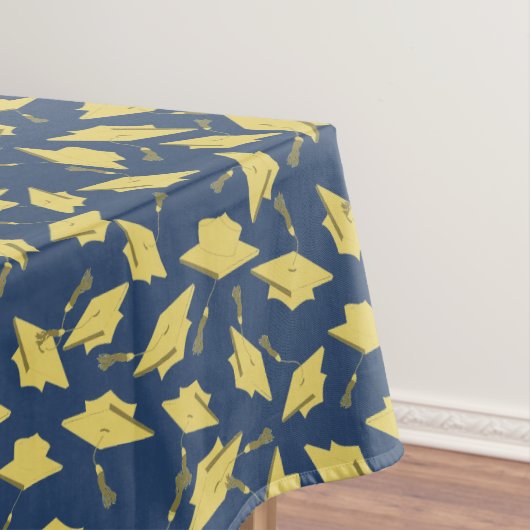 Afstuderen Blauwe en Gouden Petten in de Lucht Tafelkleed (Voorbeeld)