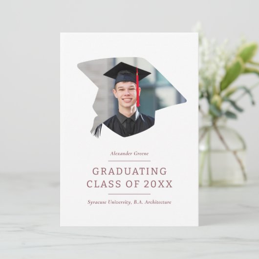 Afstuderen Cap Maroon 1 Foto Afstuderen Aankondiging (Staand voorkant)