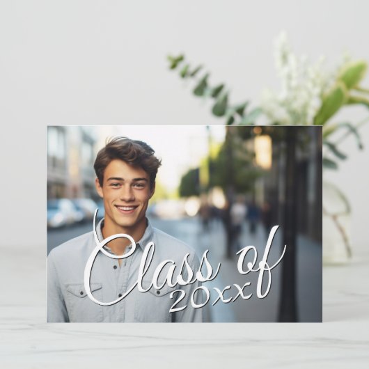 Afstuderen Classy Script Announcement Party Kaart (Staand voorkant)