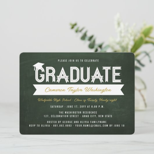 Afstuderen Eenvoudige Ribbon Chalkboard Graduation Kaart (Staand voorkant)