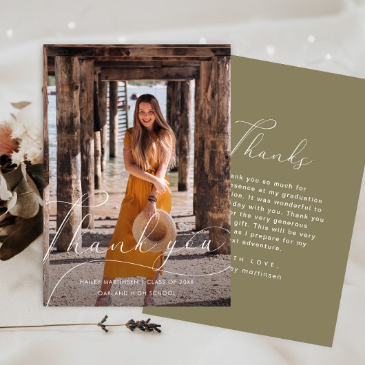 Afstuderen Elegant Script Groene Foto Dank u Kaart