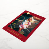 Afstuderen Foto Chic Script Red Gold Announance Folie Uitnodiging (Gedraaid)