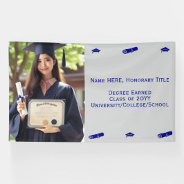 Afstuderen Foto, Diploma & Pet op Blauwe Sjabloon Spandoek