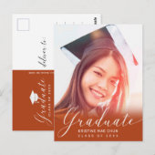 Afstuderen Foto Modern Script Oranje Invitation Briefkaart (Voorkant / Achterkant)