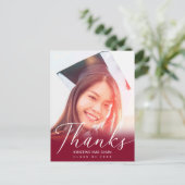 Afstuderen Foto modern script rood Dank u Briefkaart (Staand voorkant)