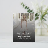 Afstuderen Foto Typografie Modern Sparen de Datum Uitnodiging Briefkaart (Staand voorkant)