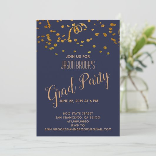 Afstuderen Gold Confetti Blowout Party Kaart (Staand voorkant)