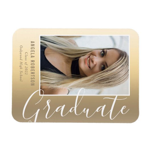 Afstuderen Gold Stylish Script Modern Photo Magneet (Horizontaal)