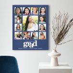 Afstuderen K-12 Foto Collage Modern Bold Blue Canvas Afdruk<br><div class="desc">Wees trots, blij en toon deze mijlpaal van je favoriete afstudeerder. Creëer deze elegante, eenvoudige, moderne, gepersonaliseerde middelbare school afstuderen K - 12 foto-collage canvas wandkunst voor een keepasje dat u altijd zult koesteren. Een leuke, speelse visuele weergave van gedurfde, grafische, witte typografie, samen met hun naam, lesjaar, school en...</div>