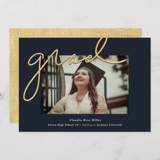 Afstuderen met Afstudeerder met scripts en Gold Ph Aankondiging (Voorkant / Achterkant)