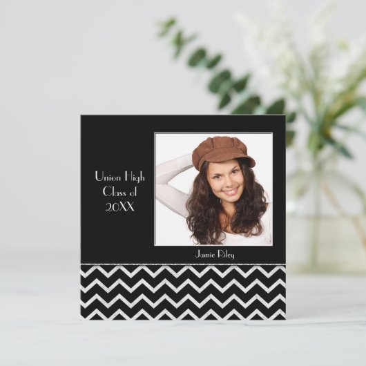 Afstuderen met zwarte en zilver Chevron Kaart (Staand voorkant)