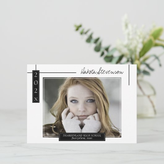 Afstuderen Minimale zwarte en witte lijnen Foto Kaart (Staand voorkant)