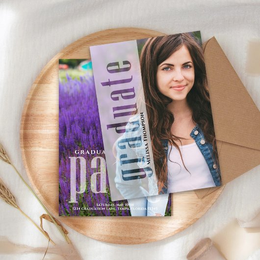 Afstuderen minimalistische foto eenvoudige typogra aankondiging